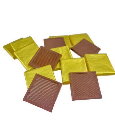 Carré de chocolat au lait emballage doré à personnaliser