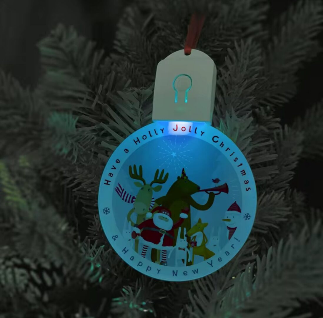 Boule LED de Noël à Suspendre – Personnalisable par Sublimation | Décoration Lumineuse & Unique – Image 3