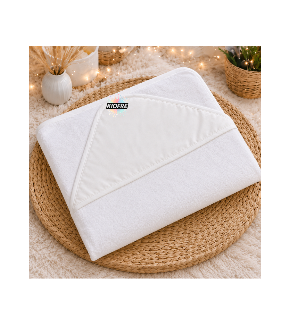 Cape de Bain Bébé Sublimation Blanche 75 x 75 cm – Éponge & Polyester | Exclusivité KIOFRE