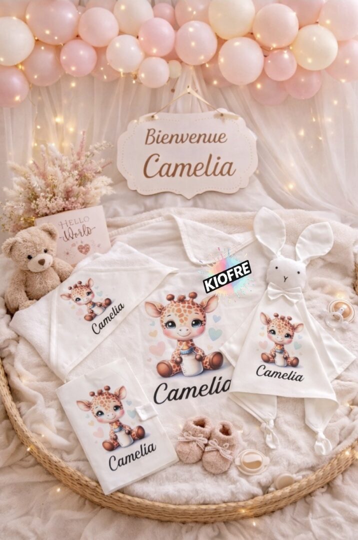 Cape de Bain Bébé Sublimation Blanche 75 x 75 cm – Éponge & Polyester | Exclusivité KIOFRE – Image 4